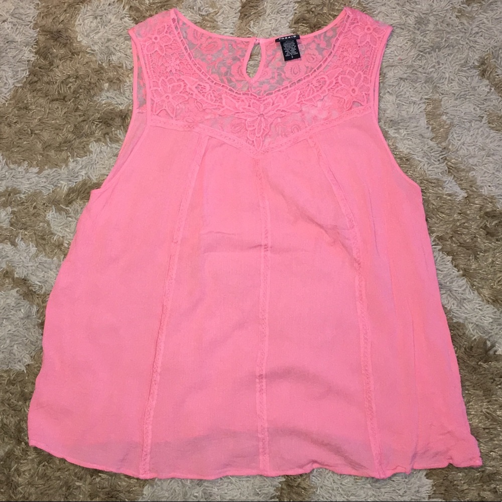 Sleeveless coral pink lace top